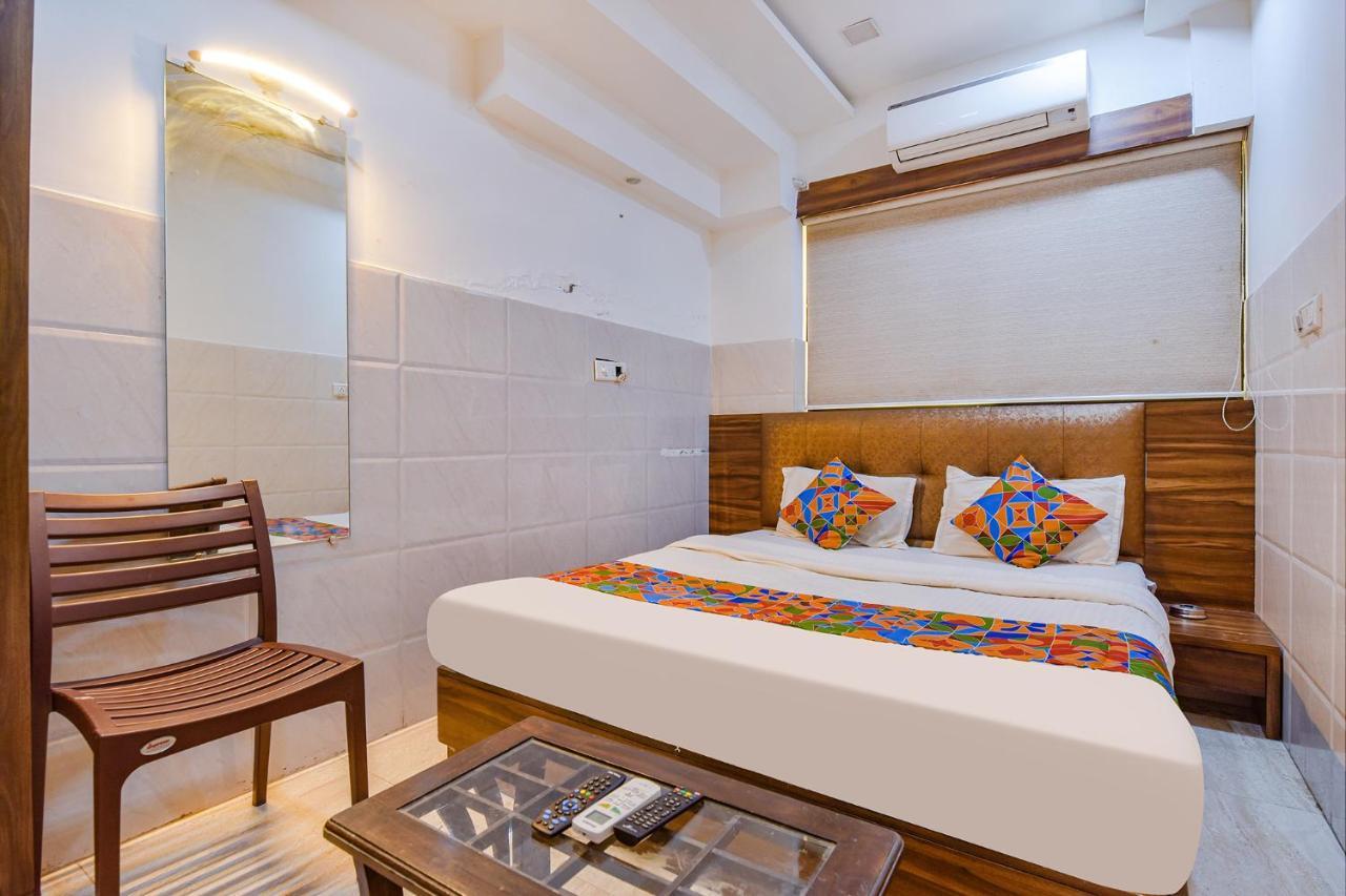 Fabhotel Acropole Inn Ahmedabad Exterior foto