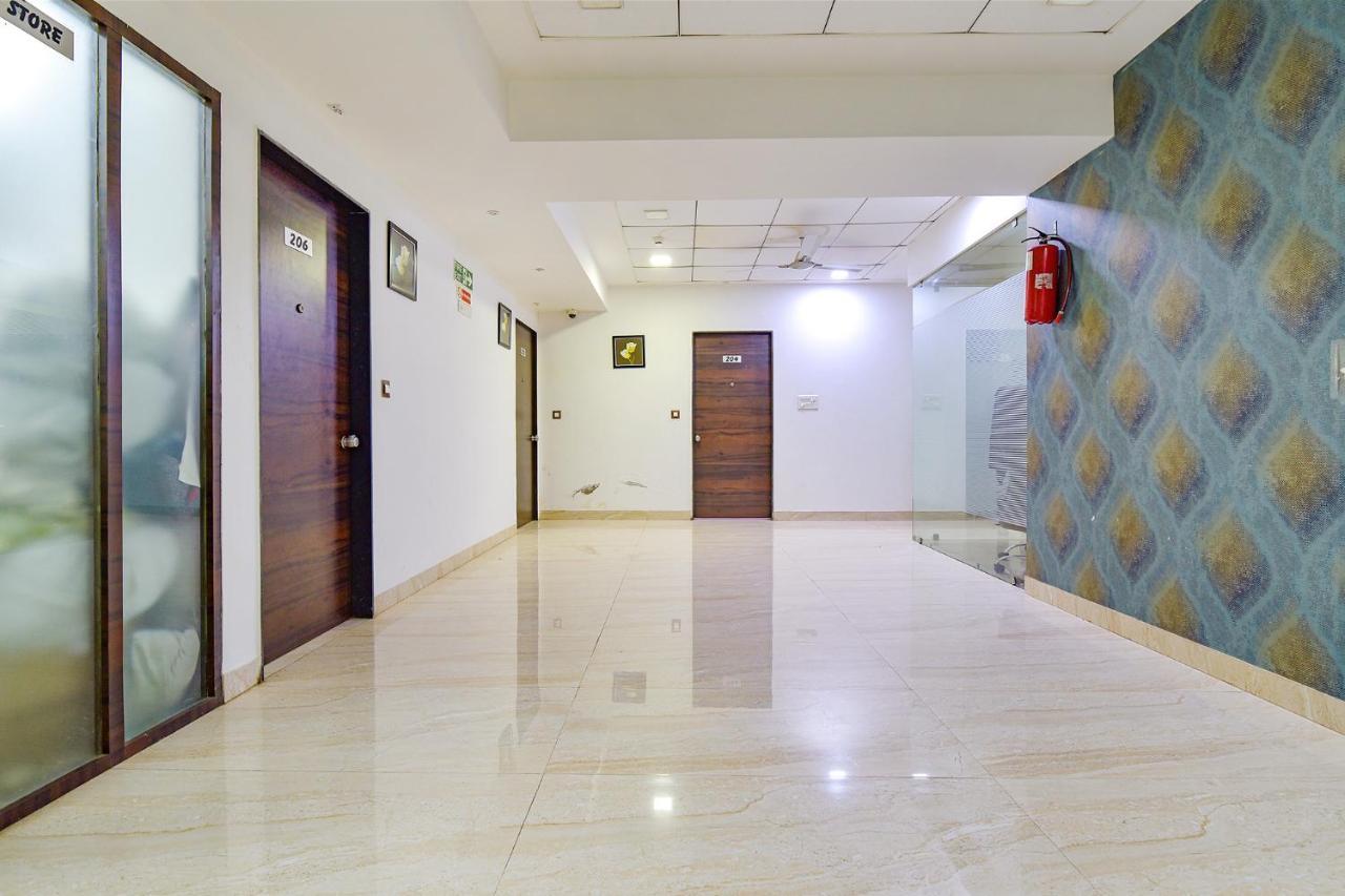 Fabhotel Acropole Inn Ahmedabad Exterior foto